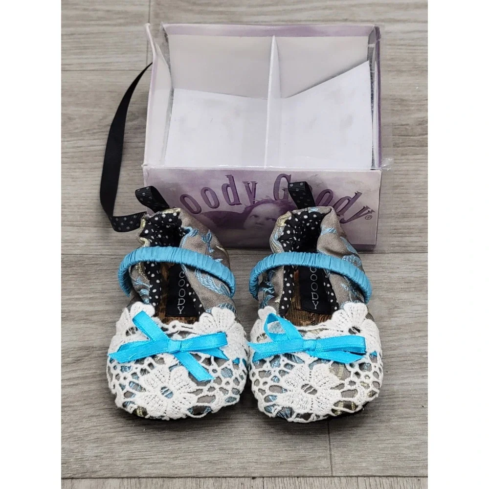 Vintage Goody Goody Baby Girls Lace Crib Shoes Blue Floral Satin Bow Size M 6-12